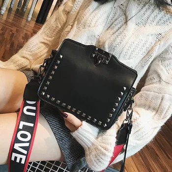 

BENVICHED Ladies' pu bag 2019 winter women fashion rivet letter handbag Inclined single shoulder bag black small square bag c275