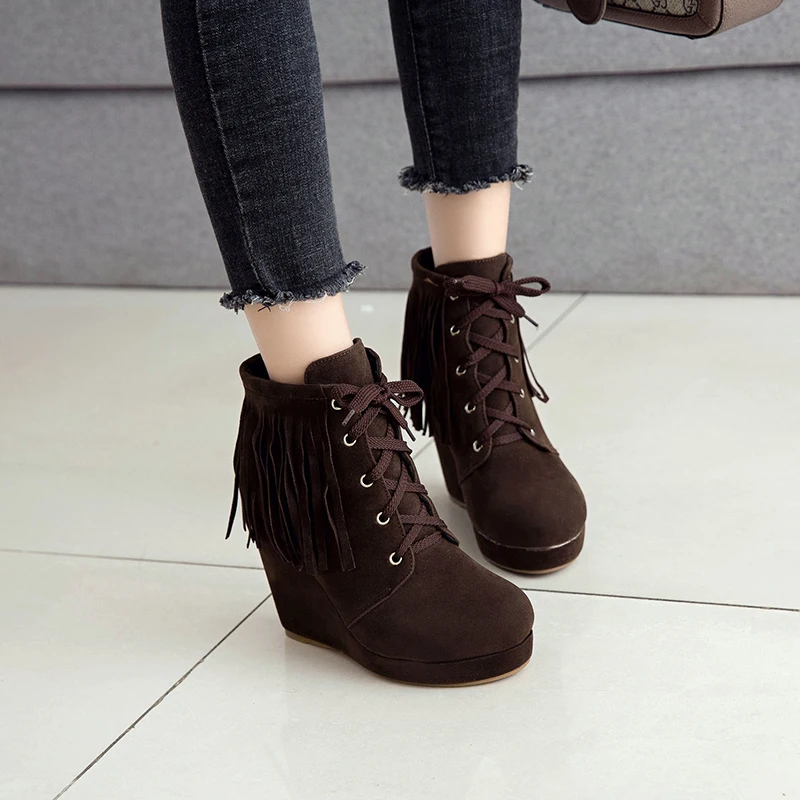 Ariari/Новые осенние женские ботинки модная обувь с кисточками на платформе ботинки с круглым носком на очень высоком каблуке Женская обувь высокого качества большие размеры 34-45