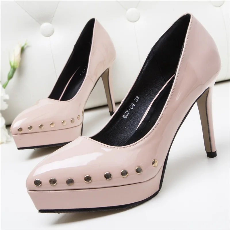 2019 new arrival pointed low heel thin heel casual high heels