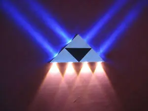 

8W Triangle LED Wall Light Fixture Hotel Cafe Hall Lobby Walkway Decor Lamp Bulb