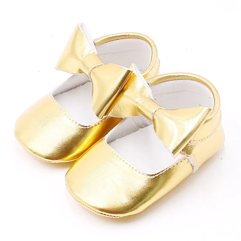 Искусственная кожа модные с цветочным рисунком и бантом обувь для малышей принцессы мягкая подошва детские мокасины для новорожденных обувь для девочек для 0-24 месяцев - Цвет: gold