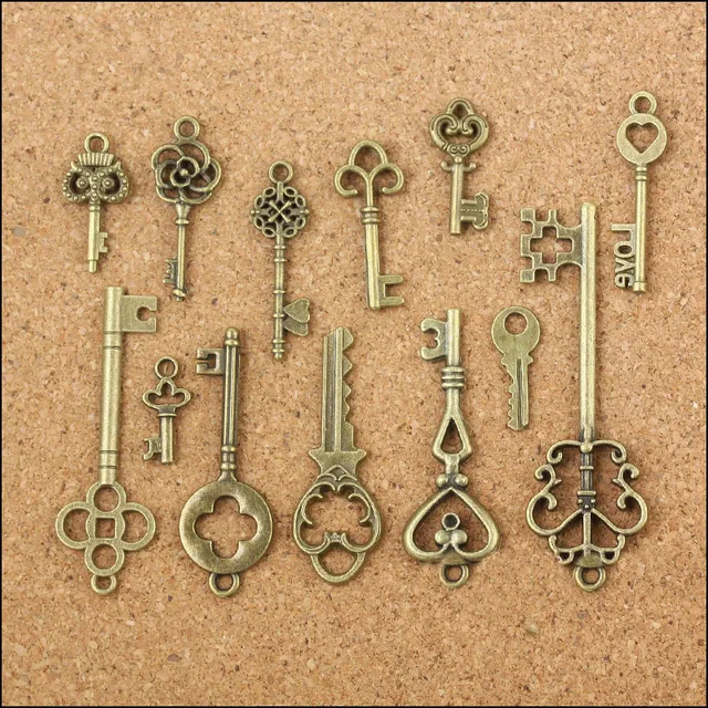 Wholesale 13 pcs Vintage Charms Mixed Keys Pendant Antique bronze key charms Fit Wholesale 13 pcs Vintage Charms Mixed Keys Pendant Antique bronze key charms Fit