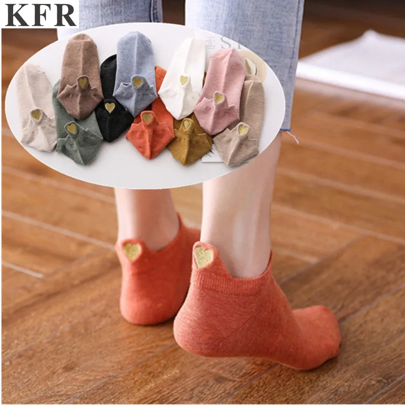 

4 Pair/Lot 2019 Fashion Socks Woman Kawaii Embroidered Ankle Funny Socks short Lady Girls Cotton harajuku art cute Heart socks