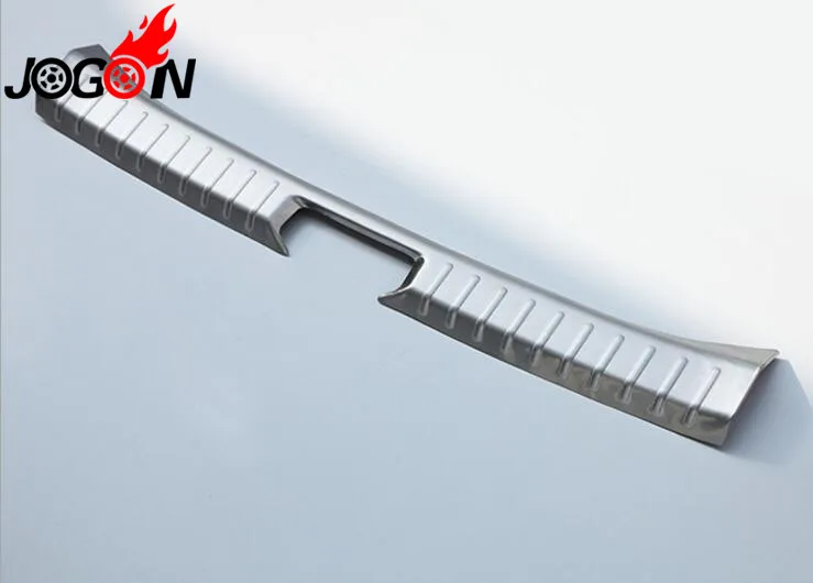 

Trunk Rear Bumper Protector Tailgate Cover Door Sill Plate For Toyota Hilux SW4 AN120 AN130 Fortuner AN150 AN160 2016 2017 2018