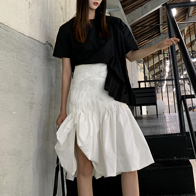 Runway Designer Women White Black Mermaid Skirt Elegant High Waist Irregular Pleated Skirt Vintage Summer Slim Casual Skirt