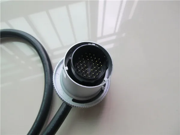  Autodiagnóstico MB STAR SD C5 V09.2019 software en HDD y D630 herramienta de diagnóstico de escáner