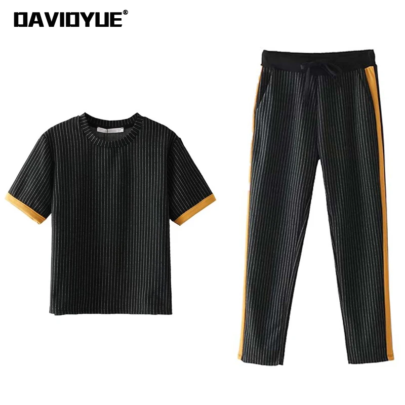 

2018 Women two piece set Spring short sleeve plaid t shirt+side stripe drawstring long pants casual women tracksuit set