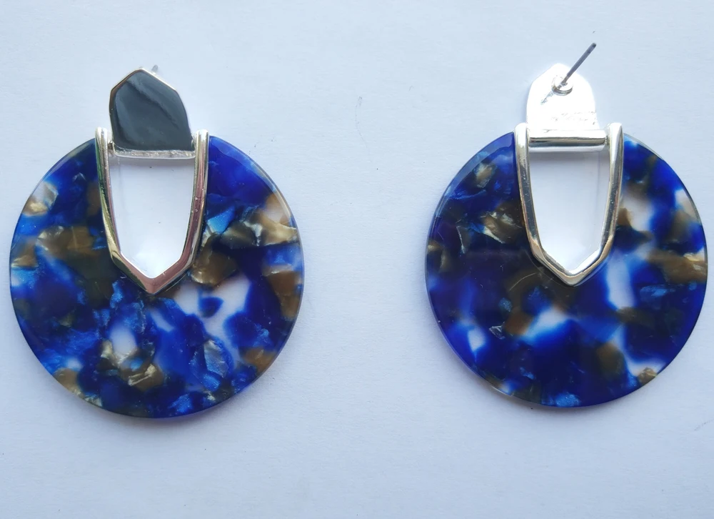 Silver blue