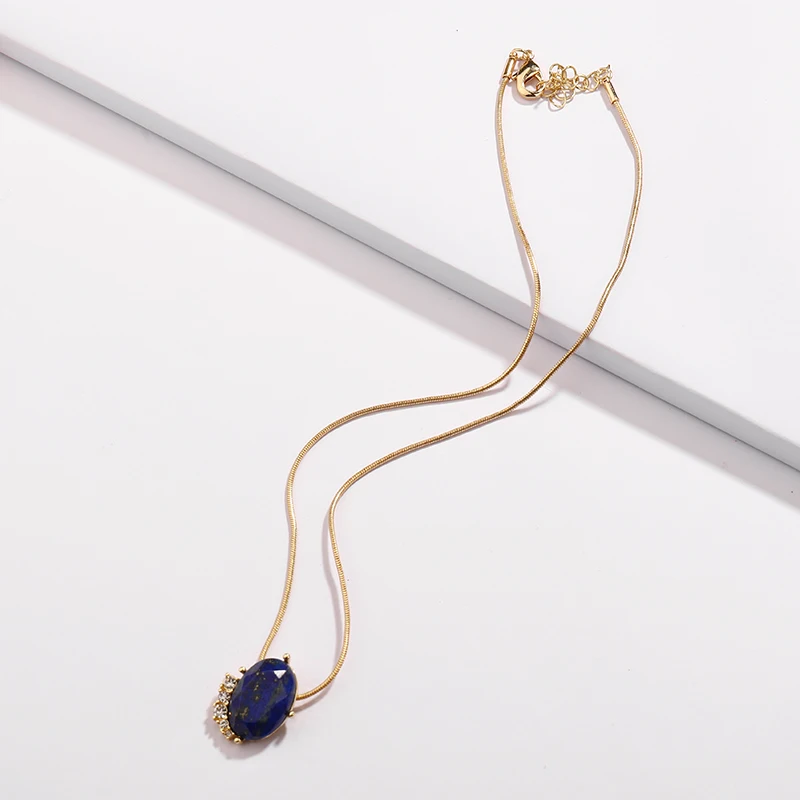 

LUNA CHIAO 2018 Fashion 5 colors Oval Natural Opal Stone Gold Plating Short Chain Pendant Necklaces for Women