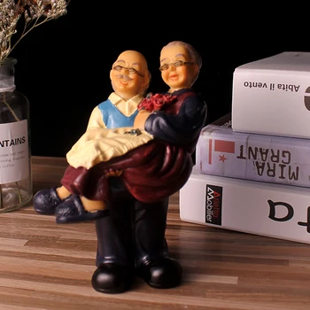 

Old Couples Figurines Stutues Love Gifts for Mother Grandma and Grandpa Home Decor Accessories Souvenirs Anniversary Gifts