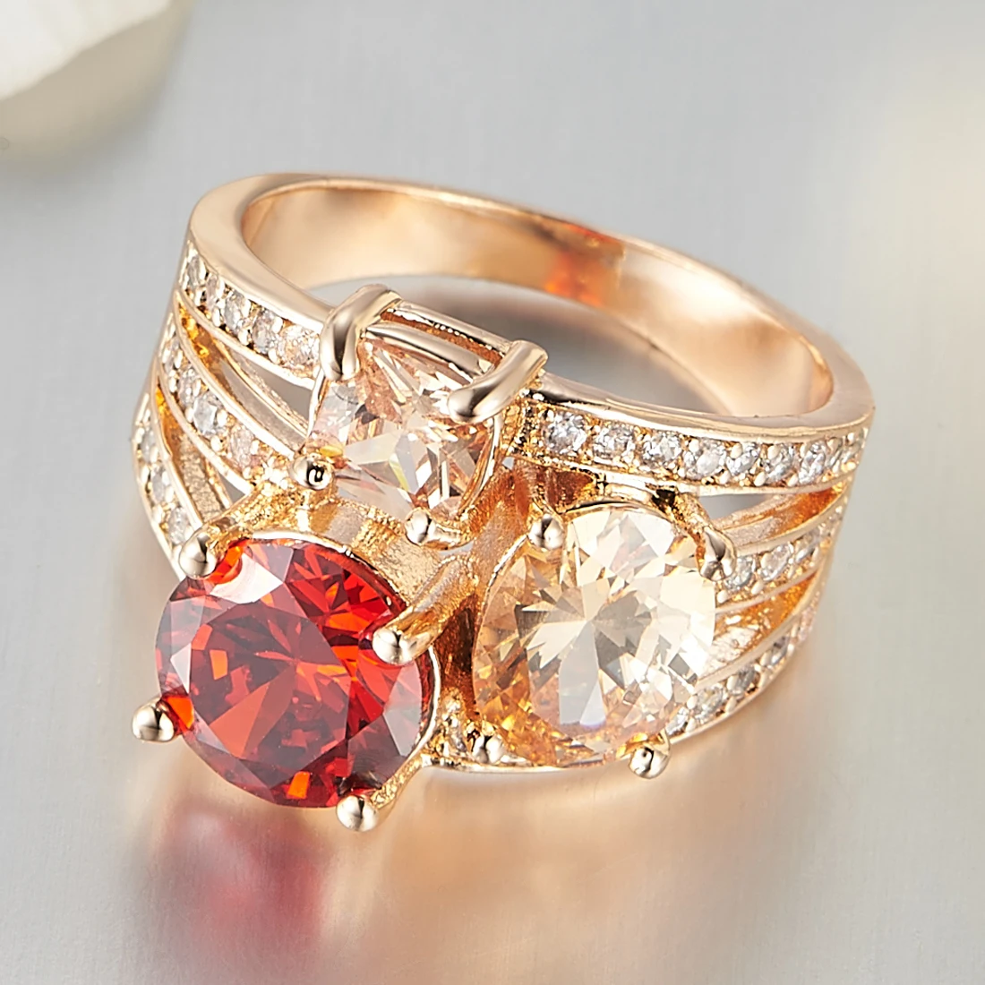 Linmei Women Jewelry Wholesale Round cut Champagne CZ