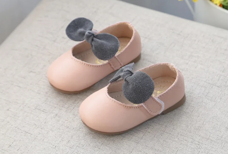 Детская обувь из натуральной кожи; обувь для маленьких девочек; сезон весна-осень; детская обувь принцессы с мягкой подошвой