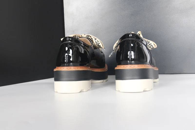 Baimier/черные женские оксфорды из лакированной кожи в стиле ретро; коллекция года; модная женская обувь на платформе со шнуровкой и надписью; невысокие плоские туфли для женщин