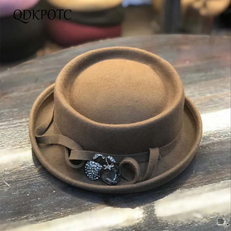 QDKPOTC 2018 Высококачественная осенне зимняя фетровая шляпа Новая модная кепка Bowler
