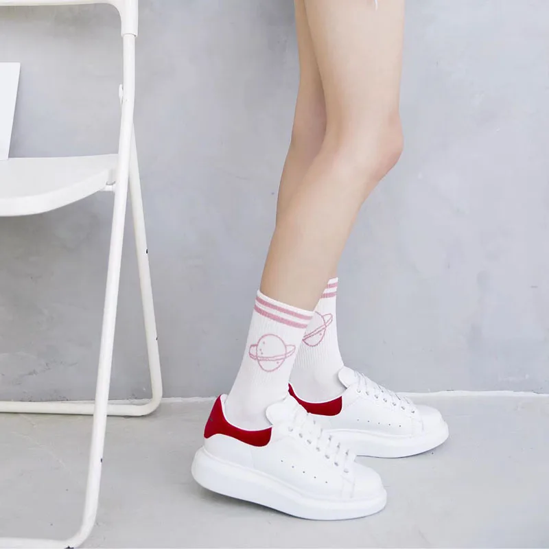 Мультяшные забавные Женские носочки хлопковые милые носки с надписью Happy Harajuku носки весна лето женские носки белые блестящие полосатые