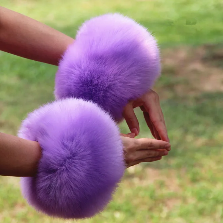

2pcs a lot big sleeve decor fur rings hand fur decoration cute faux fox fur warm oversleeves fur arm cuffs decor multi colors