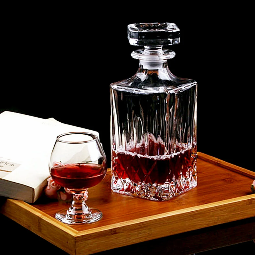 glass whiskey decanter