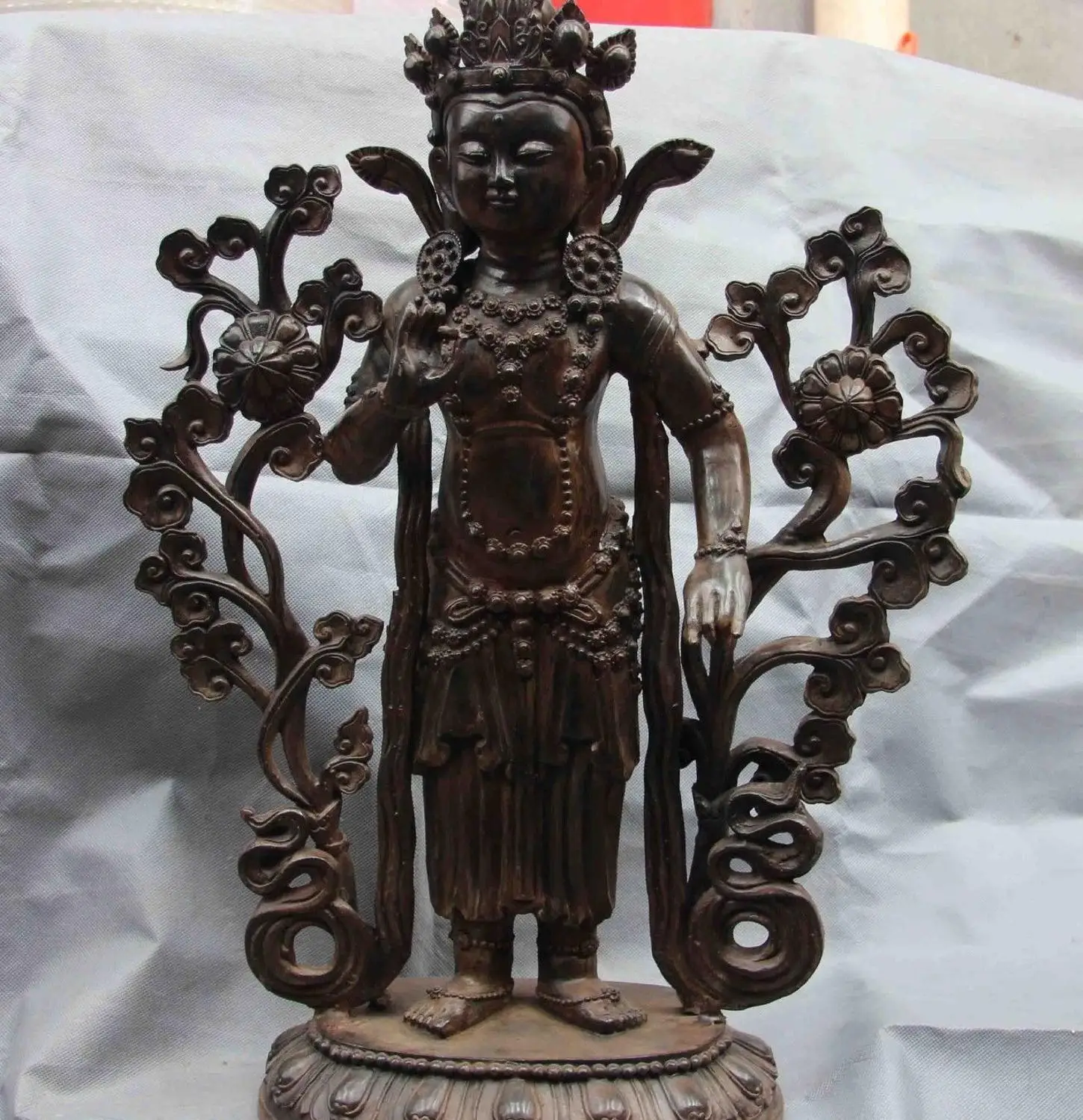 

Tibet Buddhism Copper Bronze Tara GuanYin Kwan-yin Boddhisattva Goddess Statue