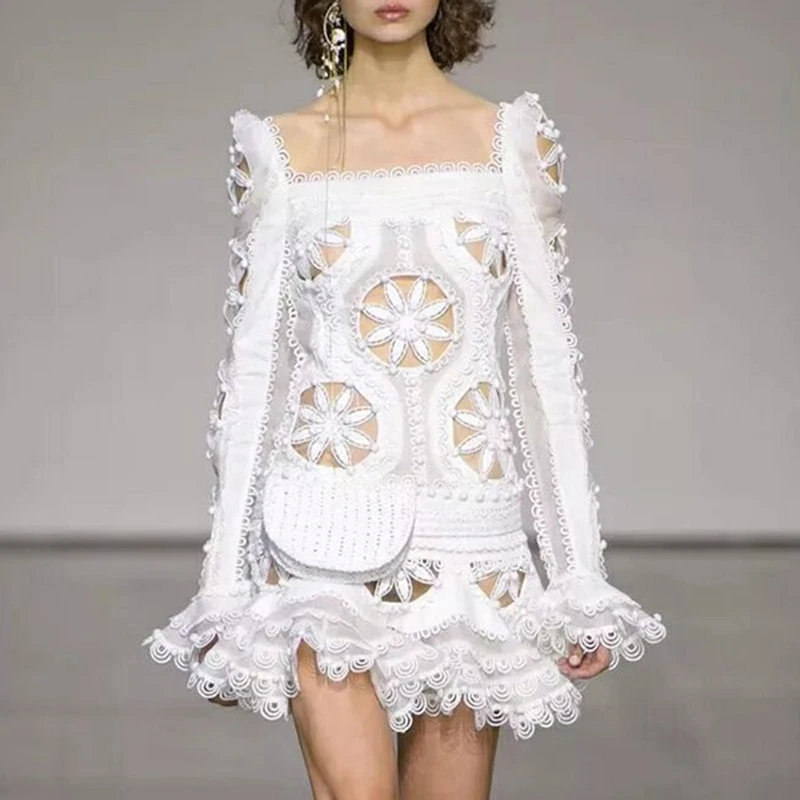 

EXCELLENT QUALITY 2020 Baroque Designer Dress for Women Flare Sleeve Square Collar Hollow Out Luxurious Embroidery Mermaid Dress