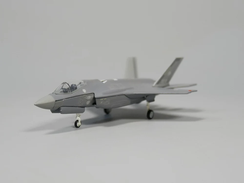 

herpa 1:200 Italian Air Force (AMI) Lockheed Martin F-35A Lightning II Diecast fighter model