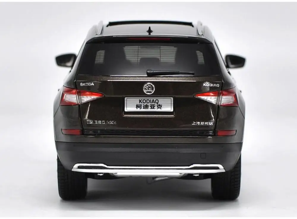 Коллекция коллекционных игрушечных моделей автомобилей 1/18 VW Volkswagen Skoda KODIAQ SUV