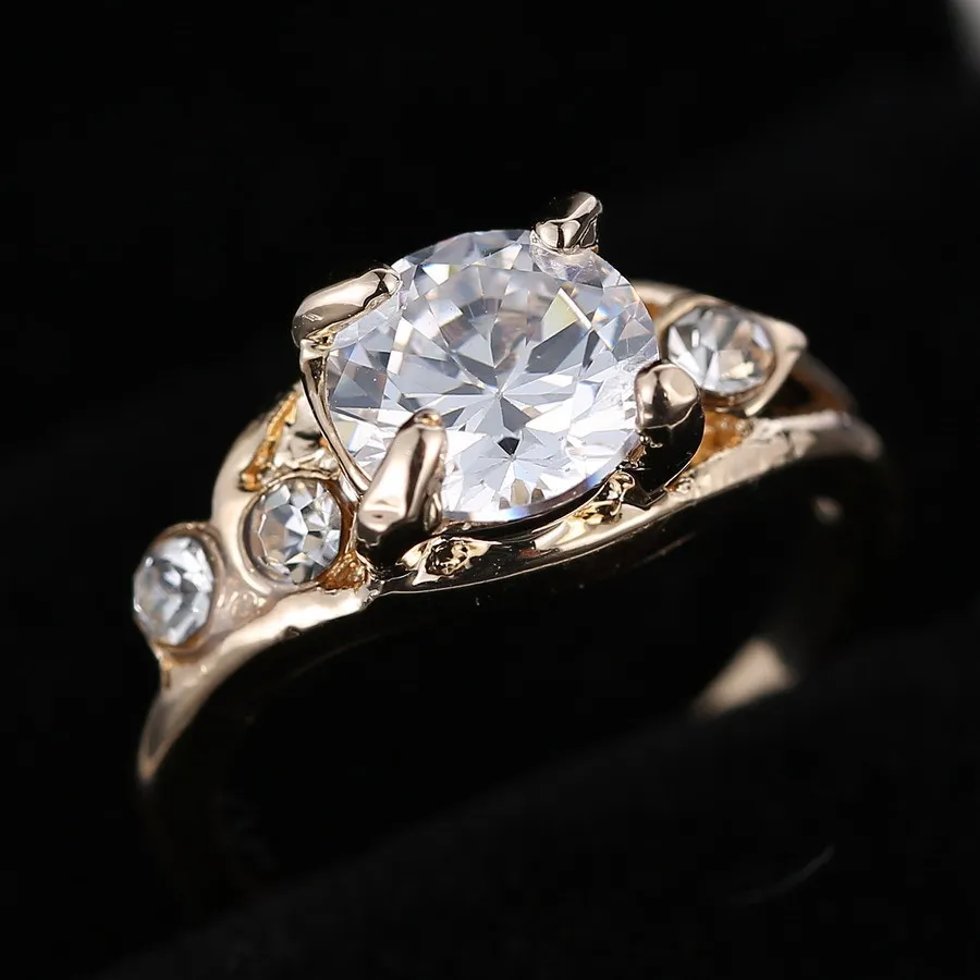 women Gold ring Austrian Crystal Unique Engagement Rings for girl Brides wedding Jewelry Gift party Couple ring