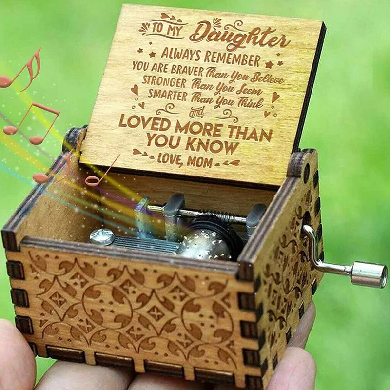 

Retro Music Box Engraved Wooden Hand Crank Music Box Love Mom Dad Birthday Gifts FH99