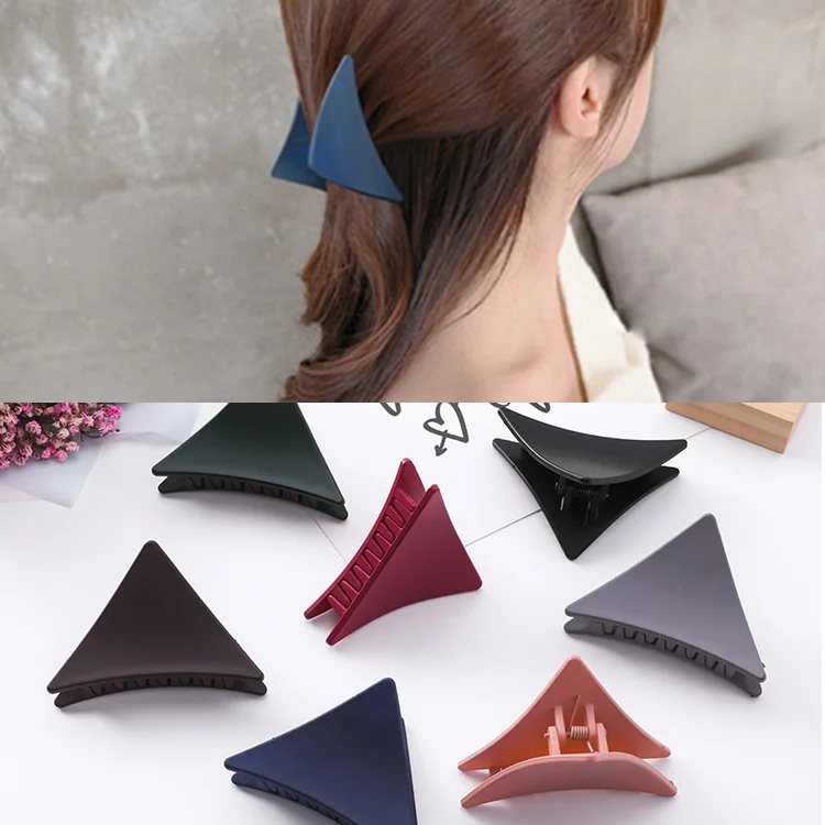 

Simple Scrub Solid Color Triangle Women crab Hair claw clip Girls Plastic Acrylic Hairpin Claws Hair Clips Clamp For Women Girls