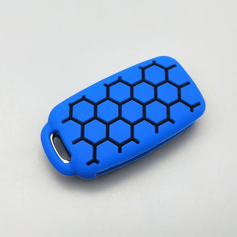 For Volkswagen polo passat golf 5 6 Beetle for SEAT for Skoda New design Style of football Silicone car key cover case - Название цвета: blue