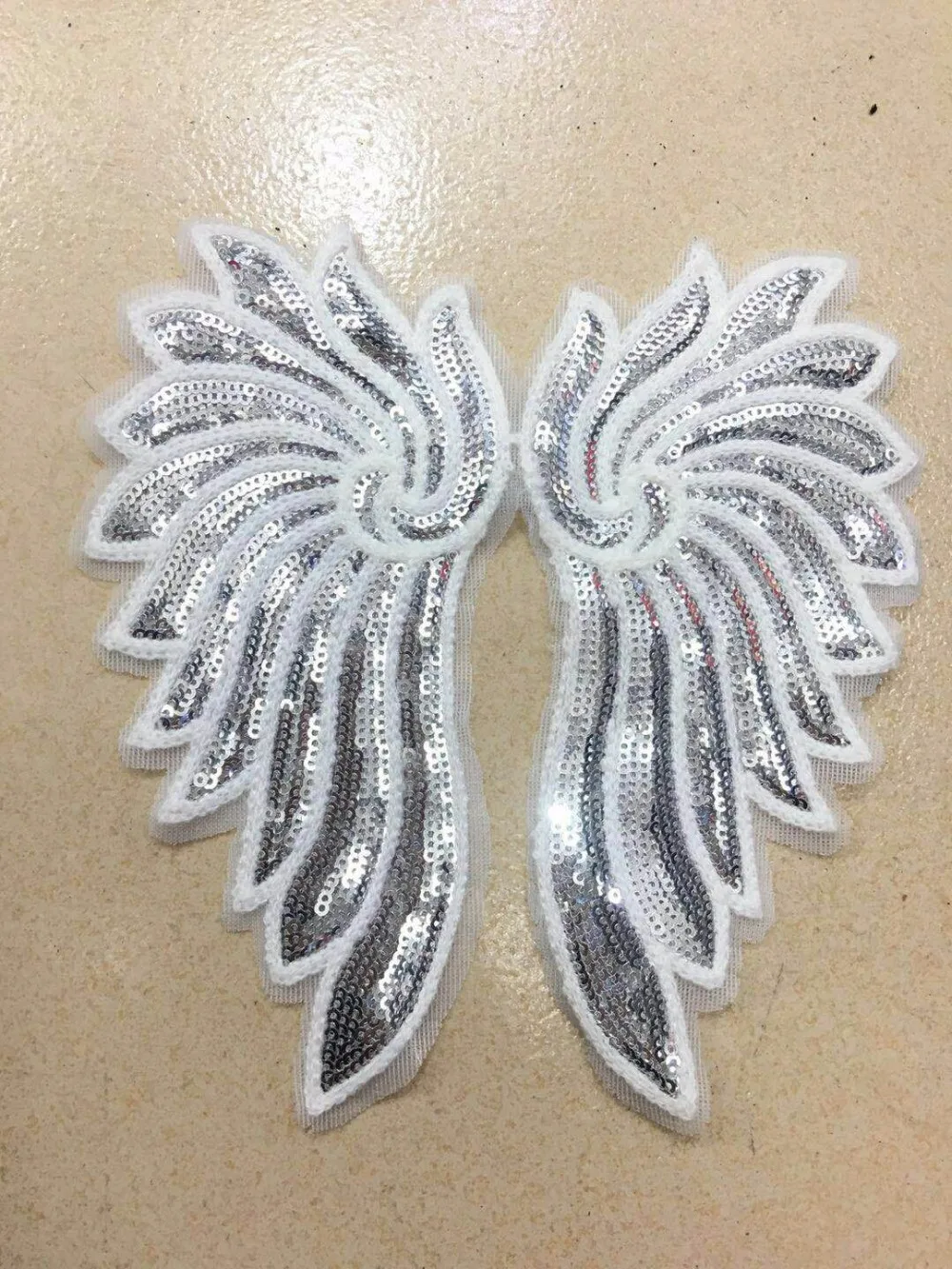 

2019 1pair New wing Embroidery lace applique paillette fabric sweater clothes patch sequined stickers t-shirt diy decoration