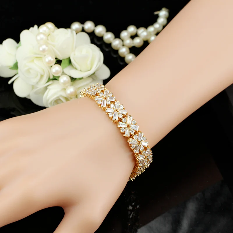 gold bracelet bangle