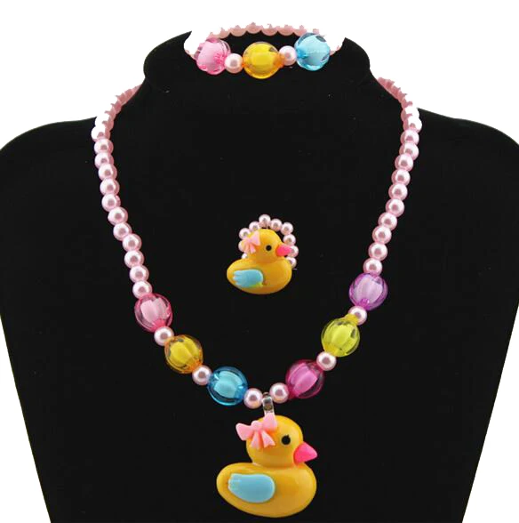 

1Set=3pcs Imitation Pearl Beads little Cute Yellow Duck Necklace Bracelets rings Kids Children Jewelry Set for Xmas party Gift