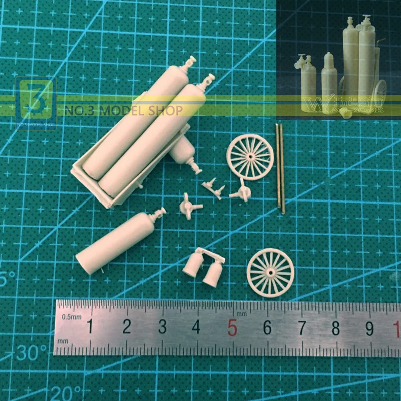 

Toy 1/35 Resin Models Soldier Oxygen Bottles Resin Model