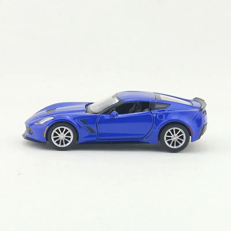 136 Chevrolet Corvette C7 (3)