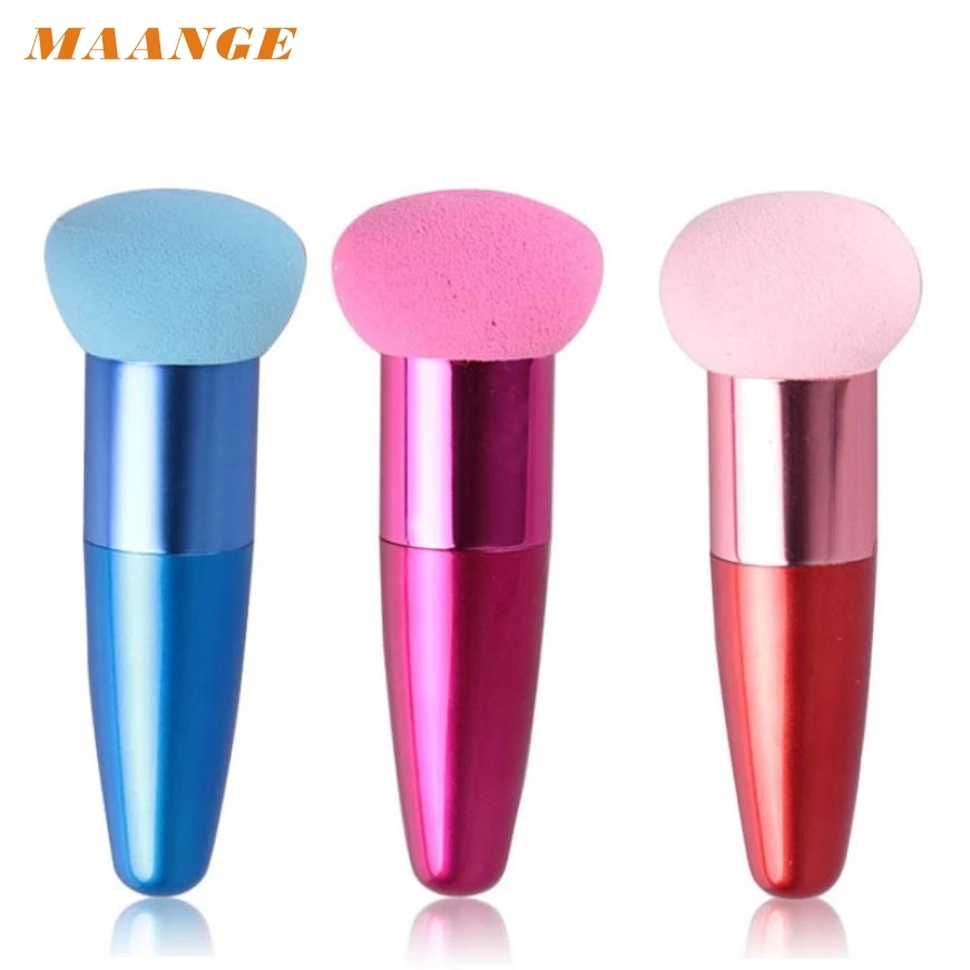 concealer sponge brush