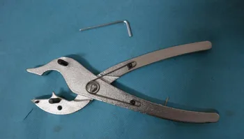 

Multi-Purpose Face Car Tool Remove Auto Lock Face Caps Without Damage.