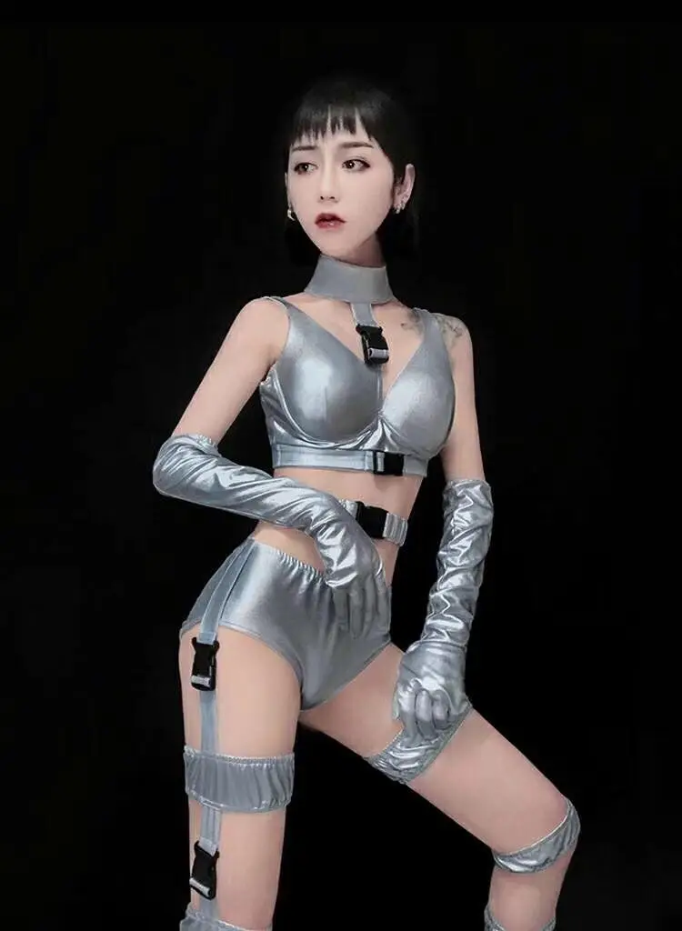 stage Space Suit (1)