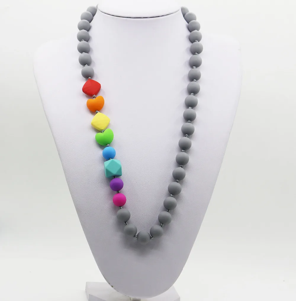 

2016 New Design Baby teether Silicone necklace for Mommy ,chew beads with rainbow heart beads for mommy
