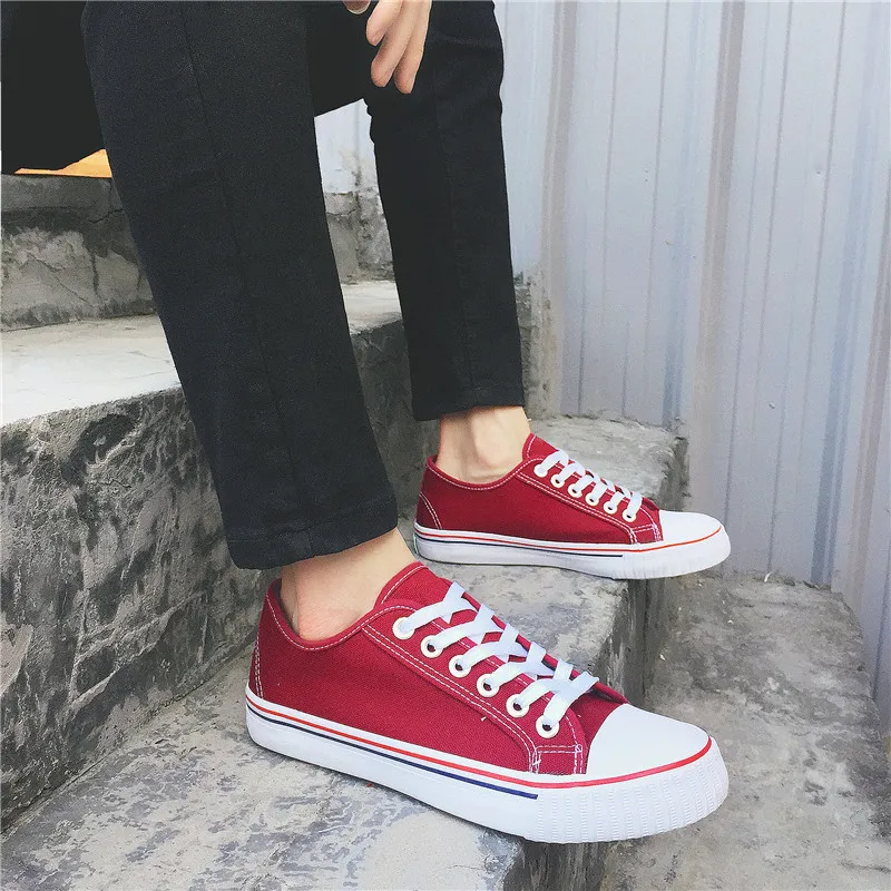 JINBEILEE New Solid Color Couple Canvas Shoes Classic Breathable Male Skateboard Shoes Color Men's and Women's Shoes