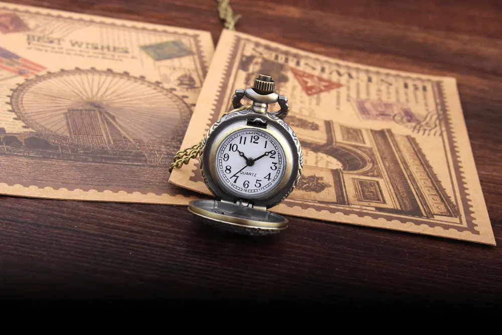 2017 полые бабочка карманные часы маленький размер Новый модный стиль кварцевые карманные часы ожерелье цепь Мужская Женские Лучшие подарки