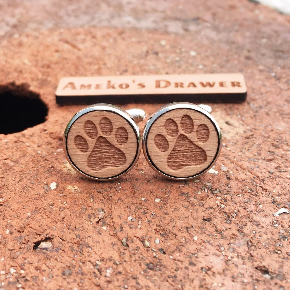 

Wild Animal Style Laser Engraved Cufflinks Bear's Paw Wooden Cufflinks Footmarks Stud Bear Suit Accessory X 1 Pair
