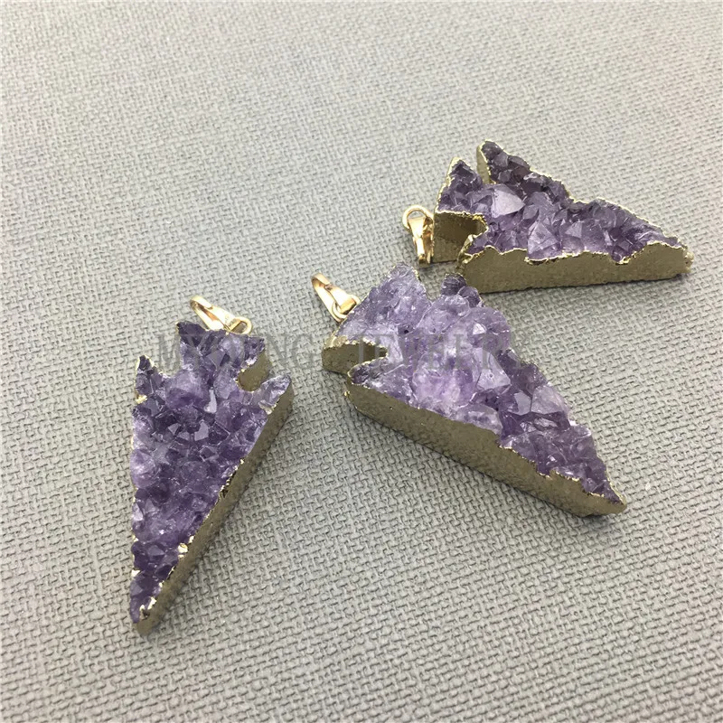 MY0022  (arrow  point amethyst druzy pendant with gold plated edge )2