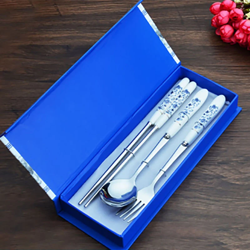 colored handle cutlery set (6)
