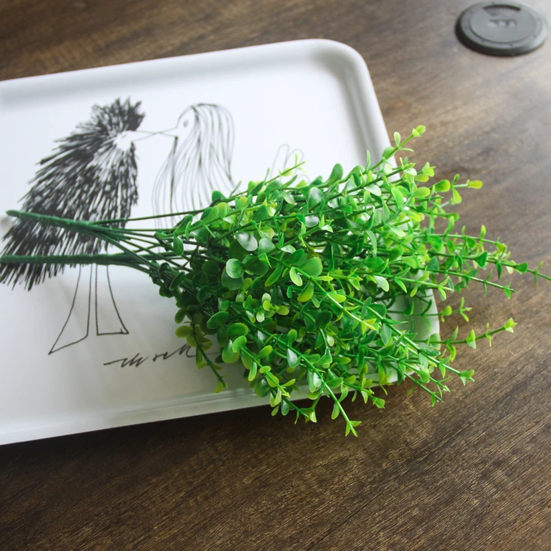 2018 nuevos 5 tipos de hierbas artificiales planta de plástico hierba falsa decoración del hogar flores mejor calidad venta directa por fábrica