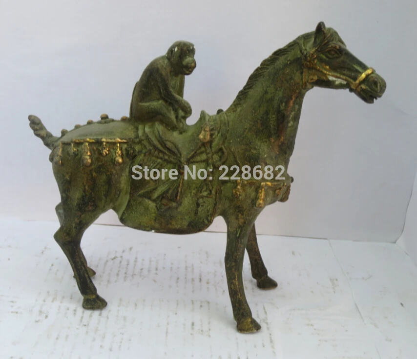 

Collectible Chinese Decorated old bronze Carved monkey on horse Sculpture /monkey statue