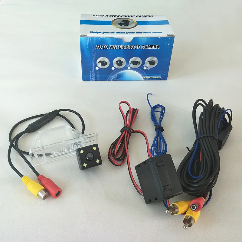 

Vehicle Backup Camera For Nissan Juke 2011~2017 / Wire / 4LED Night Vision / Rear View Camera / RCA AUX HD CCD