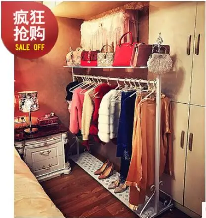 

European style floor creative bedroom clothes hang a fashion clothes store display rack