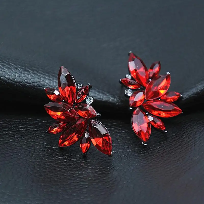 

Fashion European And American Style Stud Earrings Women Creative Angel Wing Glass Rhinestone Sweet Earrings