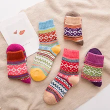 Зимние носки женские винтажные мягкие теплые толстые холодные богемные вязаные шерстяные ретро-носки с геометрическим принтом