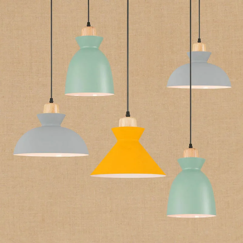 

Creative wooden single head color pendant lamps personalized studio simple hotel room coffee yellow pendant light Z12425